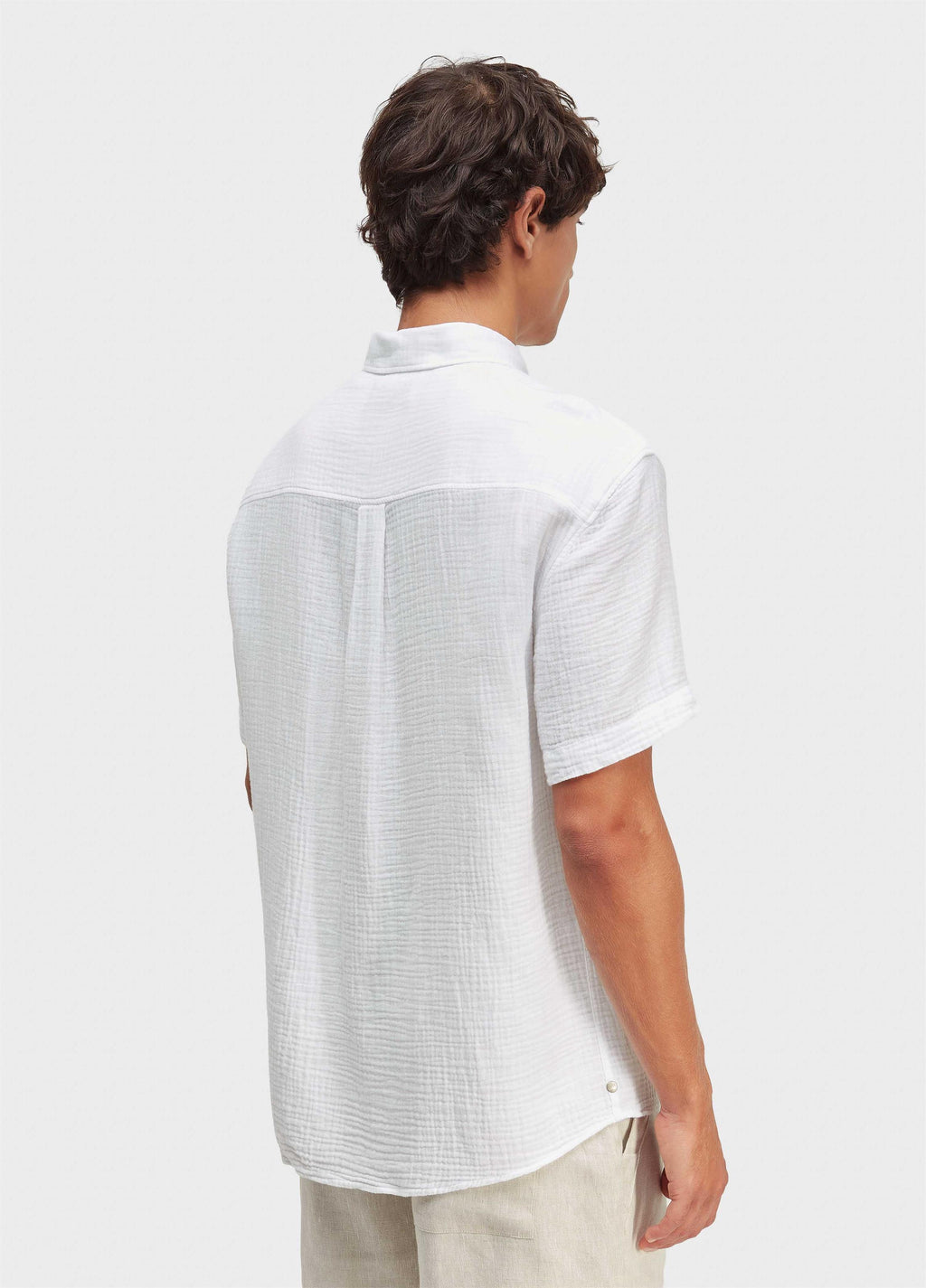 https://osklenbr.vteximg.com.br/arquivos/ids/714302/7213404_CAMISA_4.jpg?v=639113400803700000